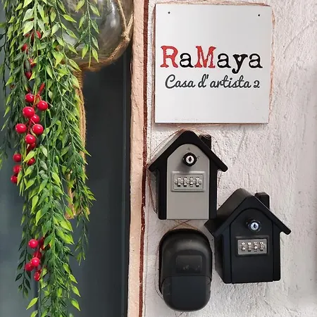 Ramaya Casa D'artista 2 アパート *